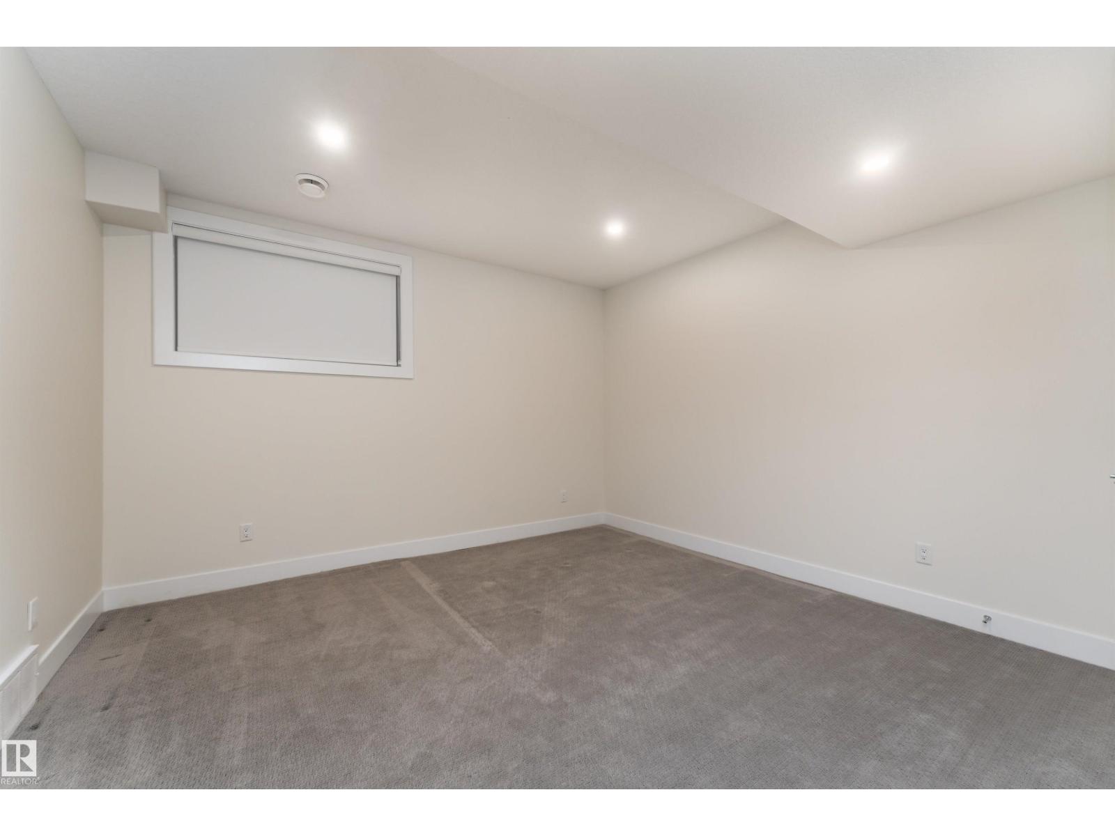 10508 136 ST NW - 52