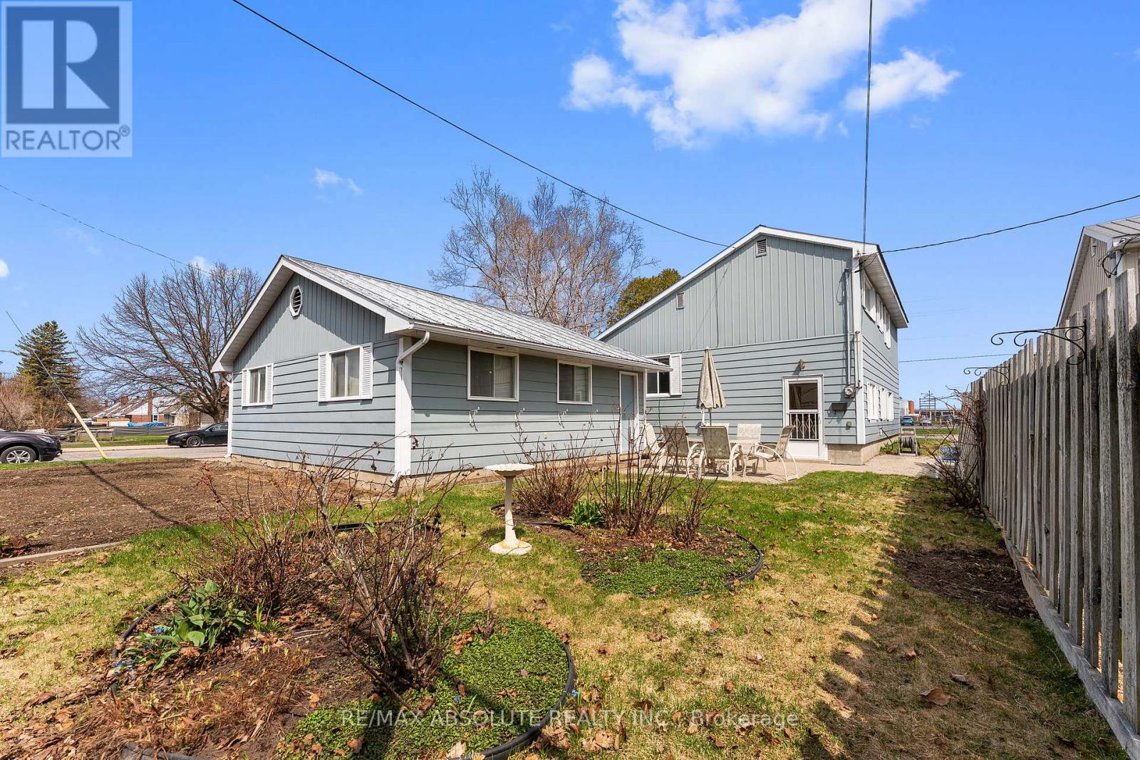 85 LAIRD STREET — photo 29