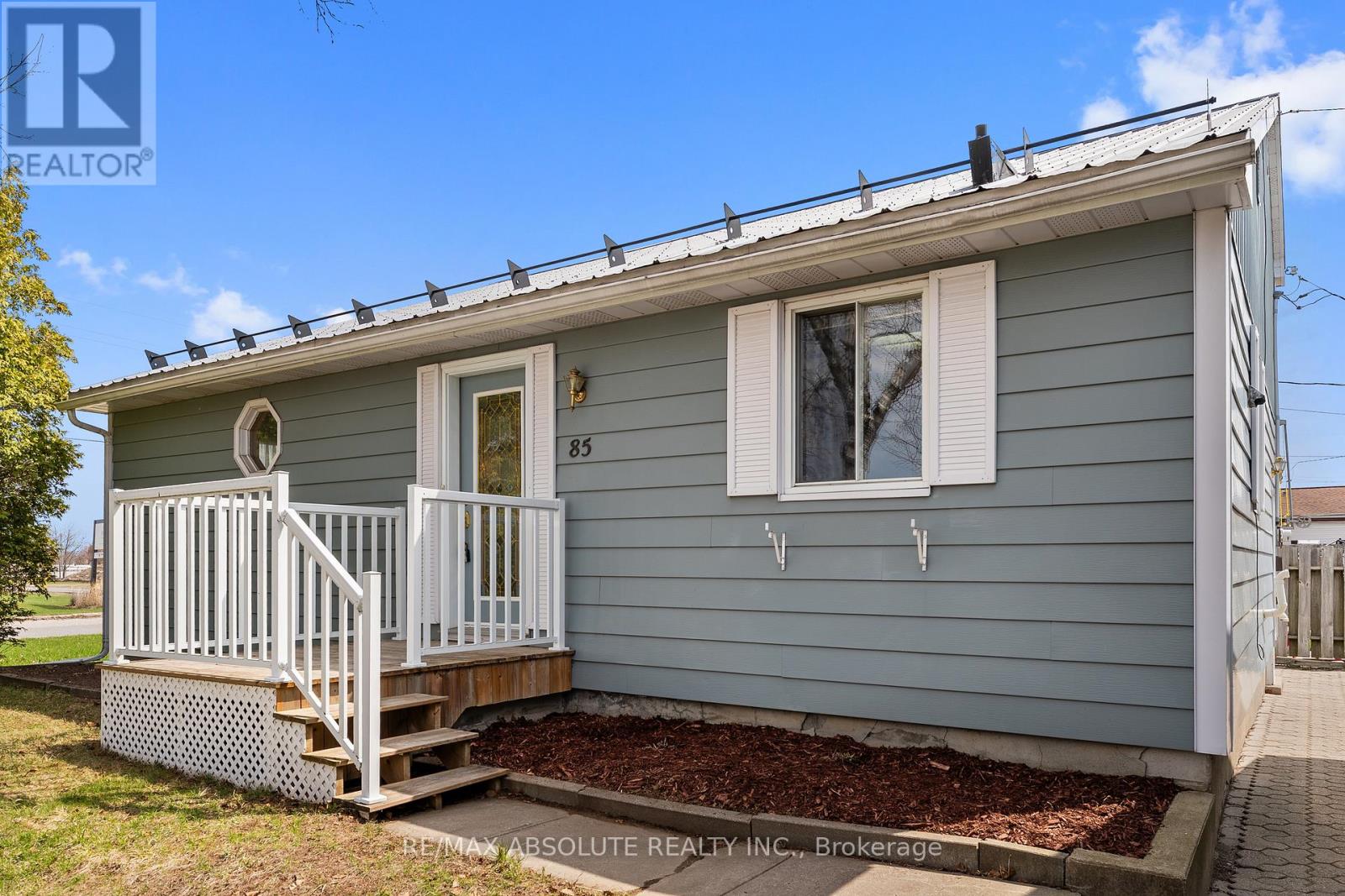 85 LAIRD STREET — photo 42