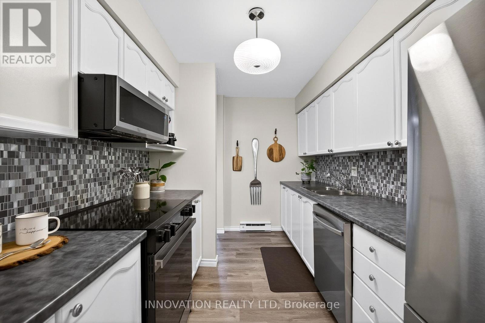 F1 - 87 FINDLAY AVENUE — photo 13