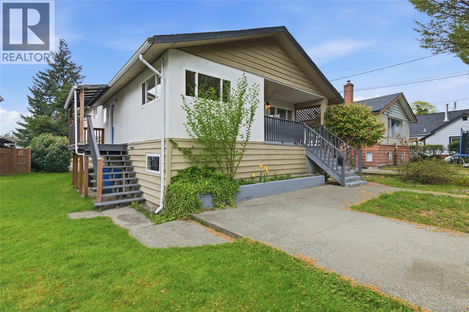 4962 Elizabeth St - 26