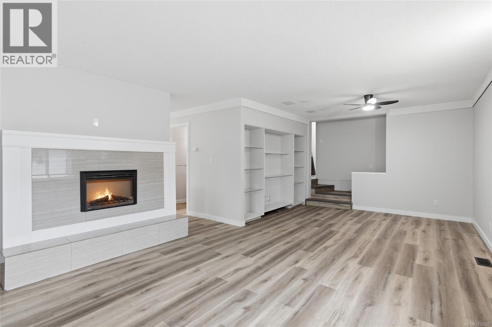 4962 Elizabeth St - Image 3