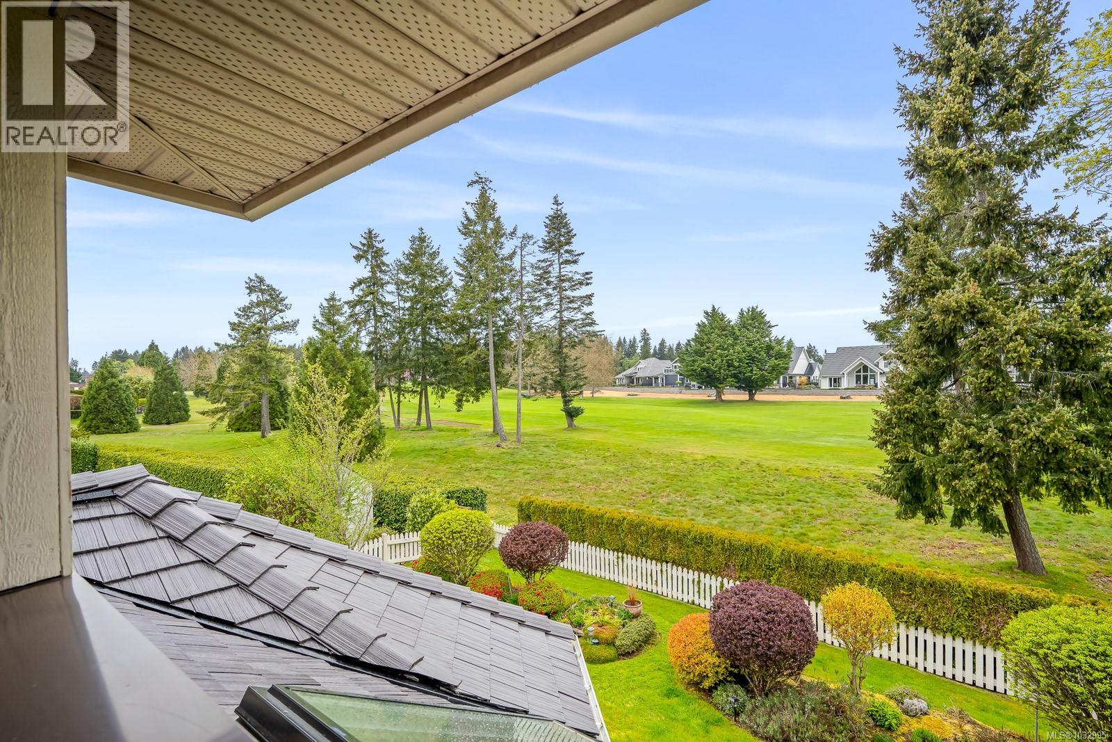 2996 Royal Vista Way - 16