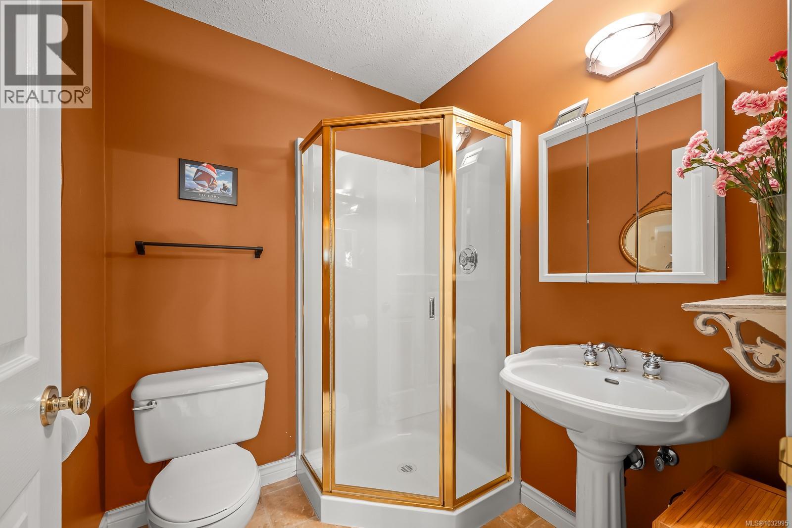 2996 Royal Vista Way - 27