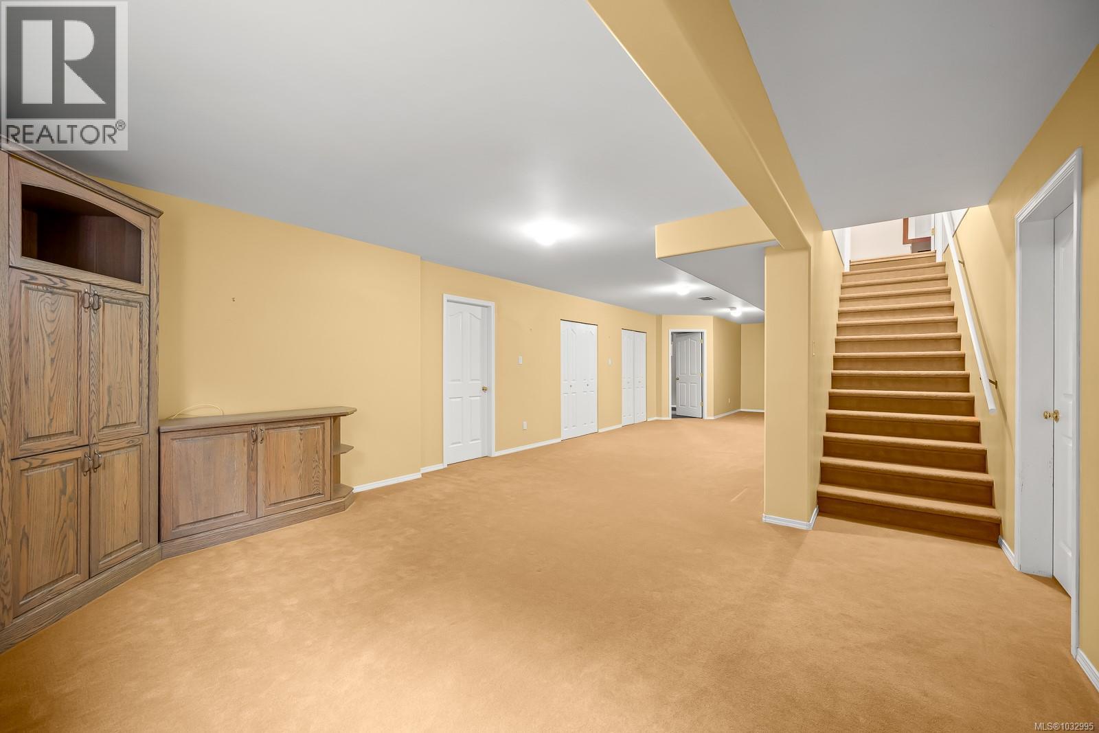 2996 Royal Vista Way - 28