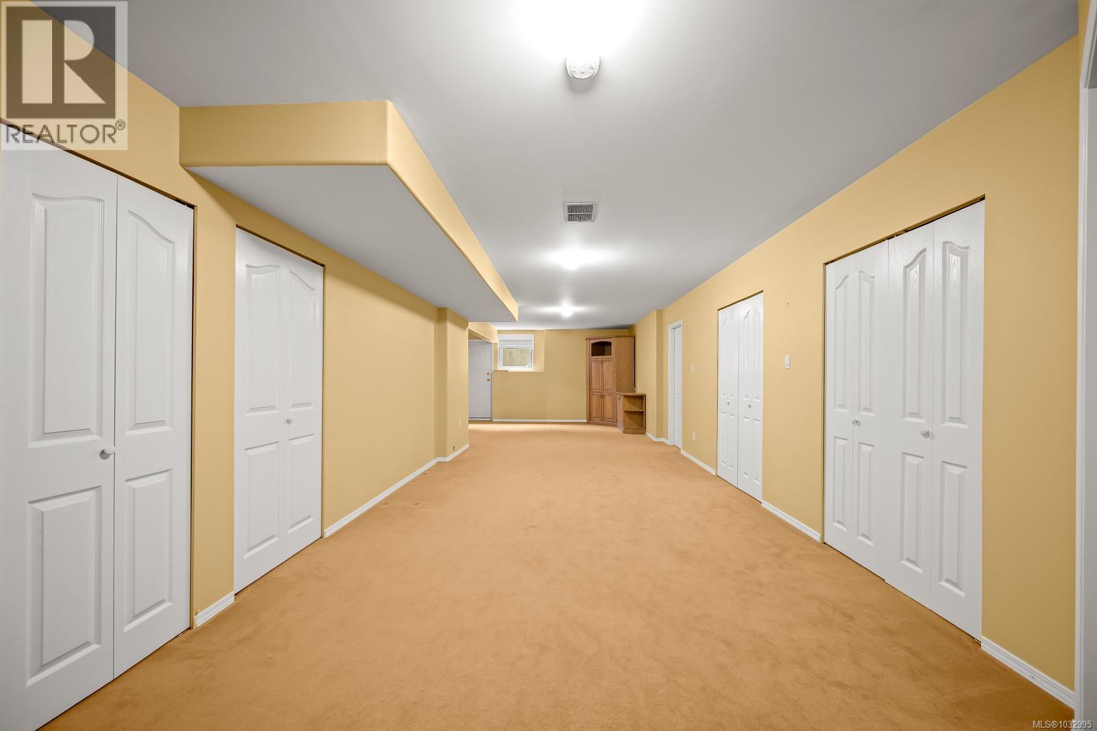 2996 Royal Vista Way - 30