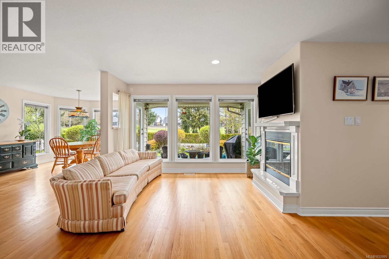 2996 Royal Vista Way - 4