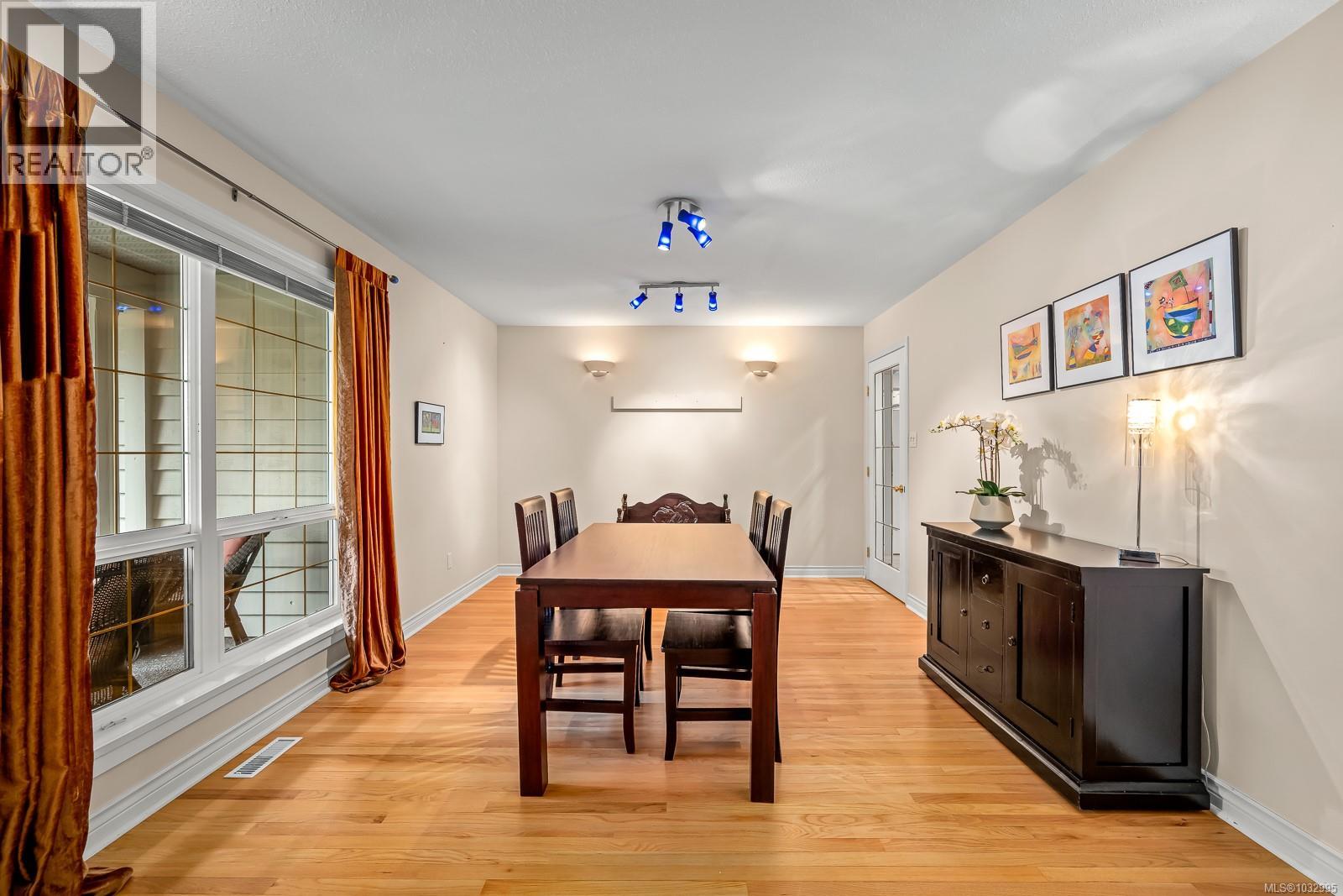 2996 Royal Vista Way - 44