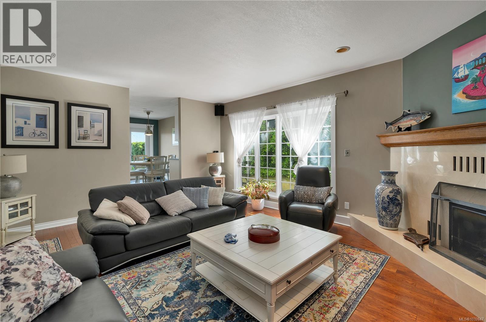 540 Ash St - 38