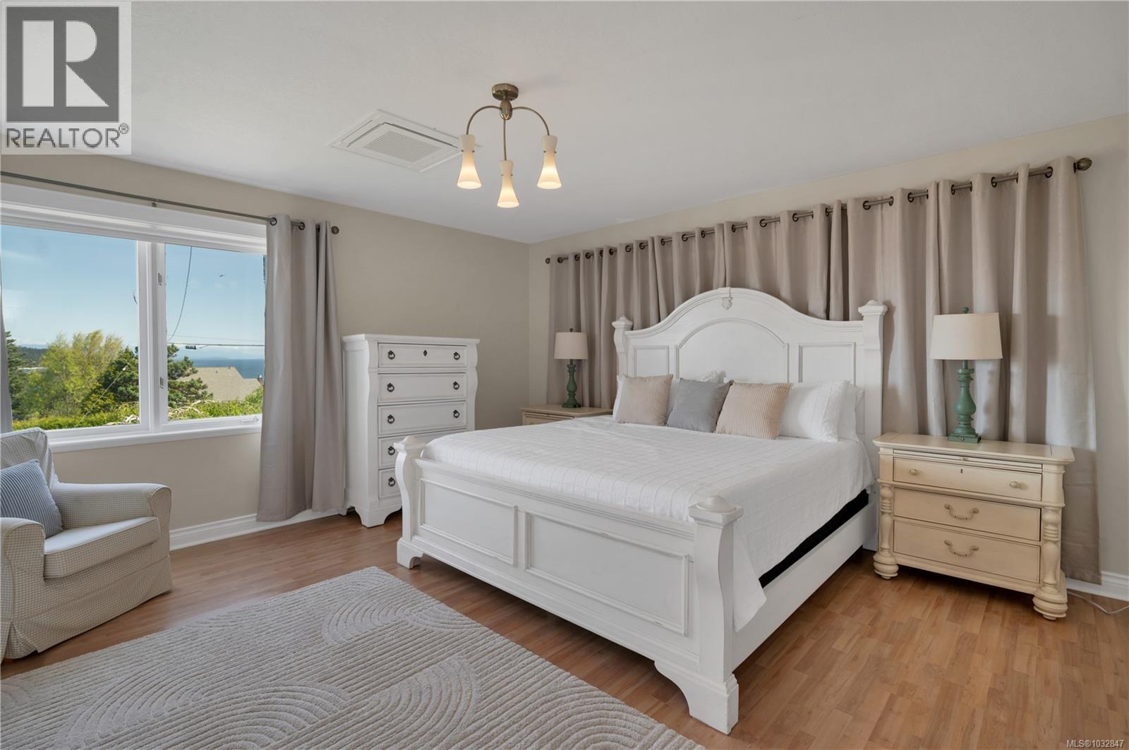 540 Ash St - 59