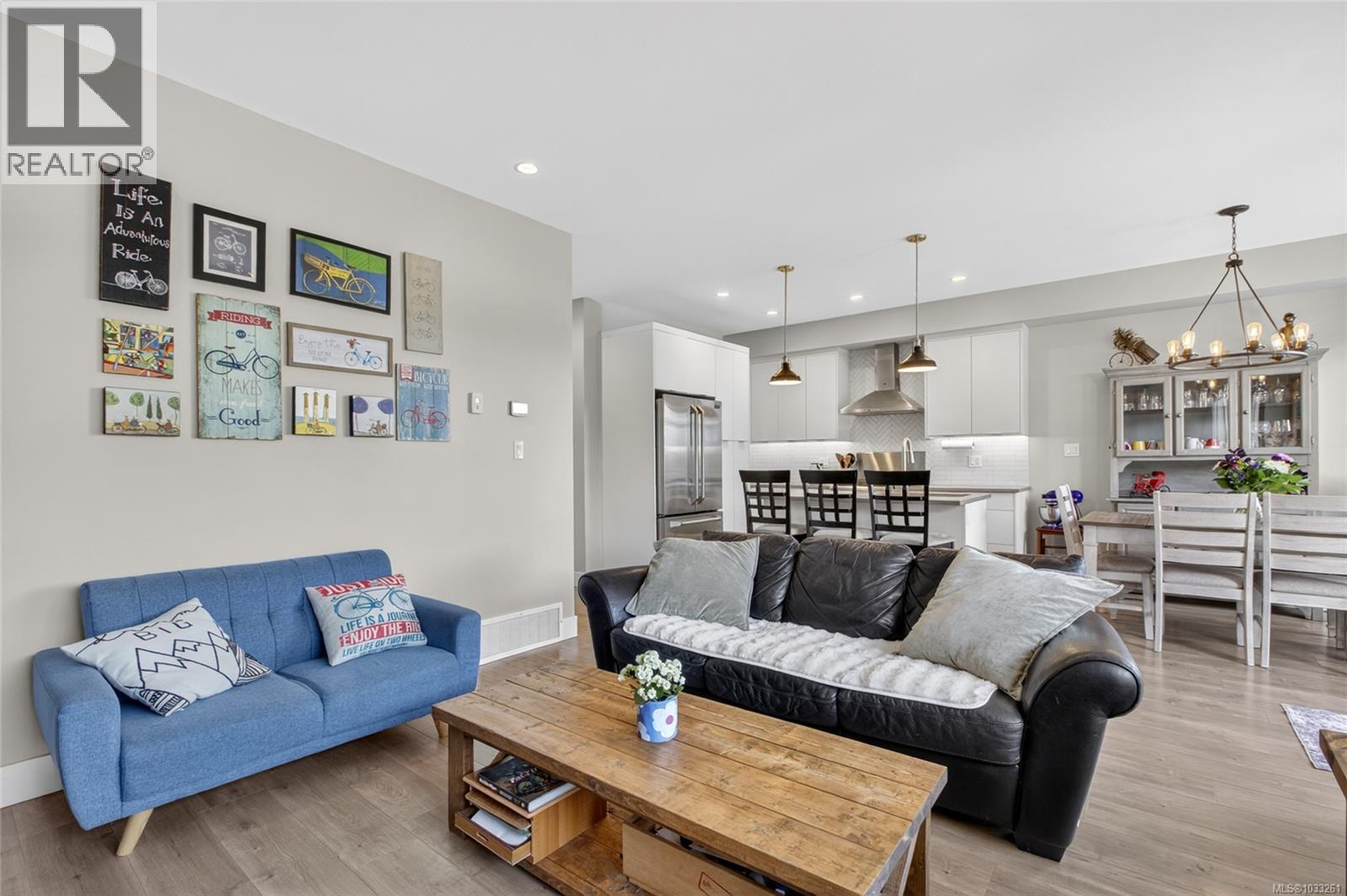 #72 2607 Kendal Ave - 15