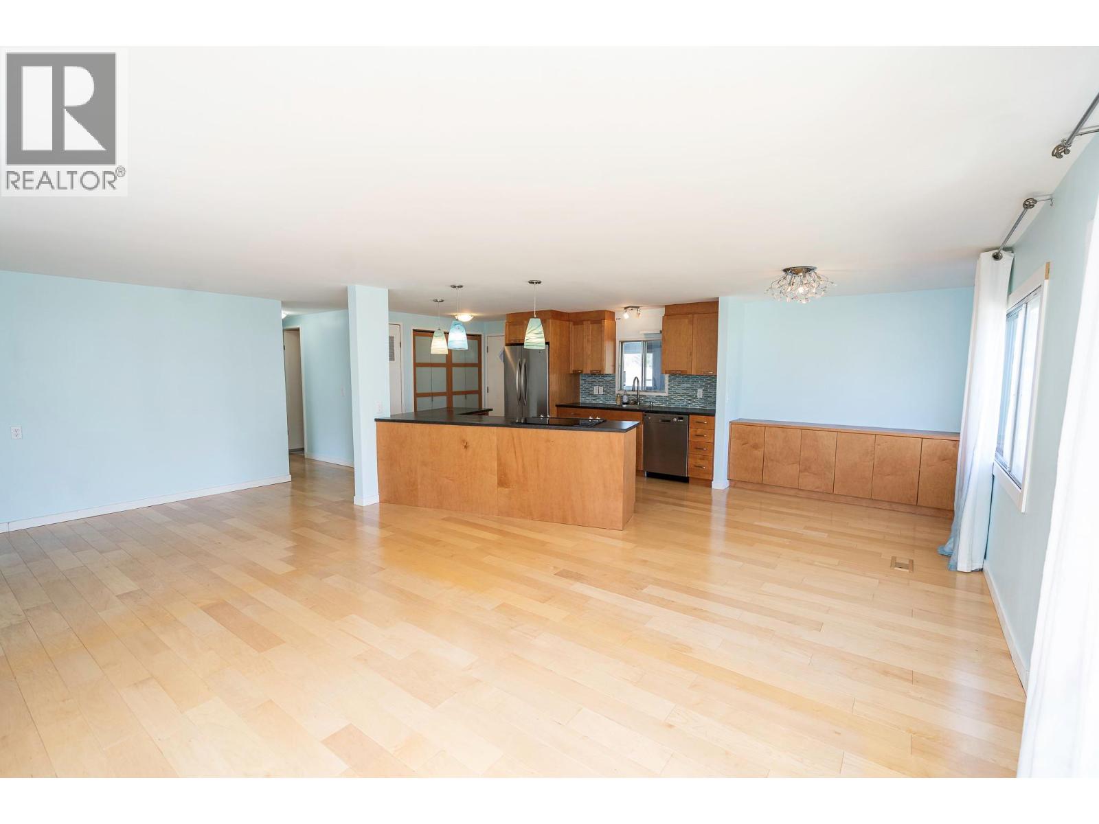 #19 3535 McCulloch Road - 6