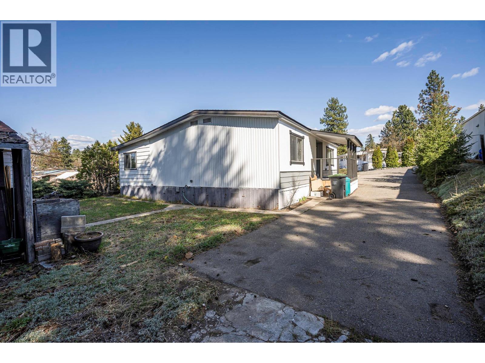 #19 3535 McCulloch Road - 19