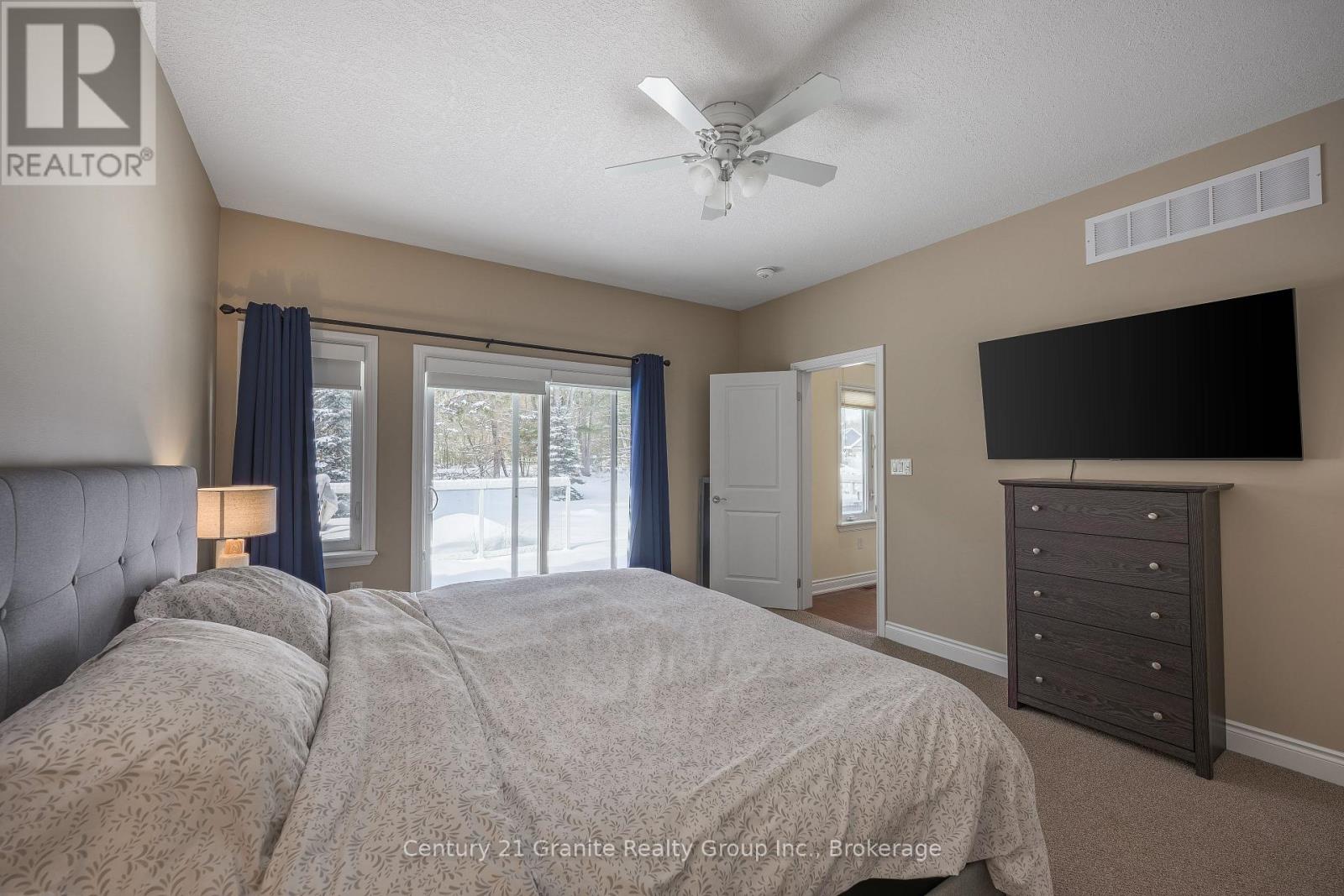 49 WEBB CIRCLE — photo 21
