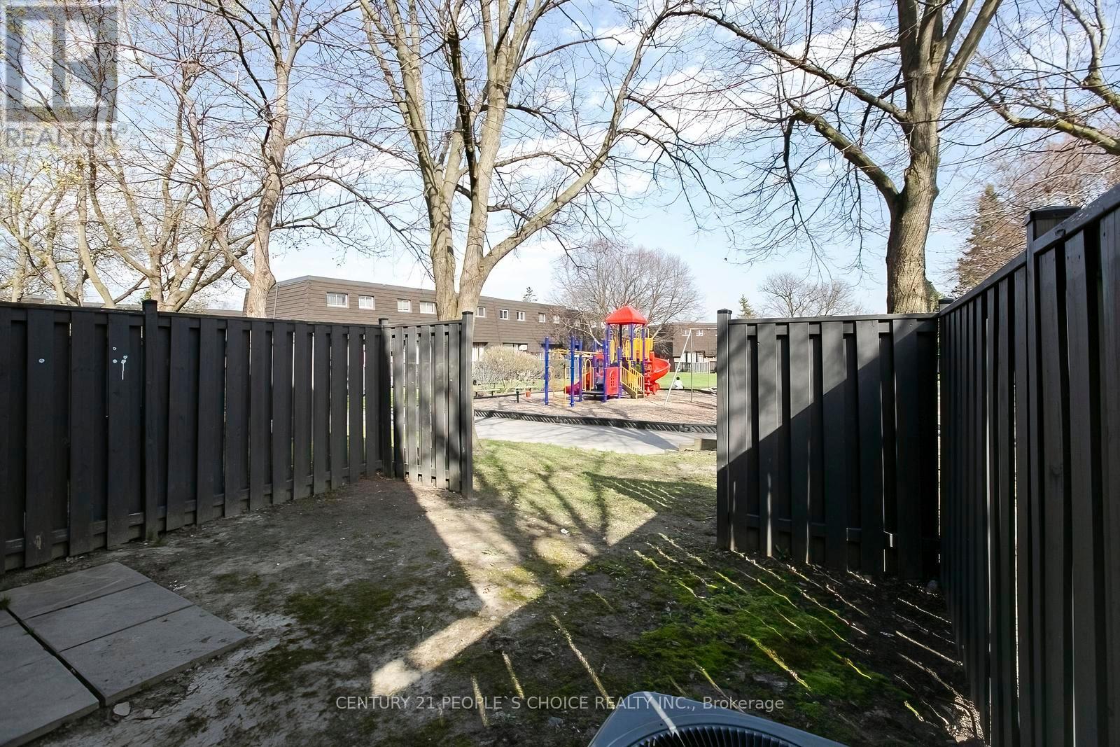 #117 23 DARRAS COURT - 40