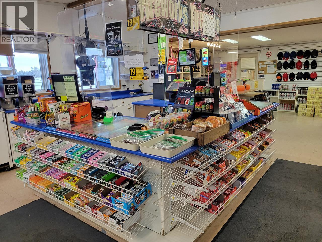 5025 Highway 97, Farmington