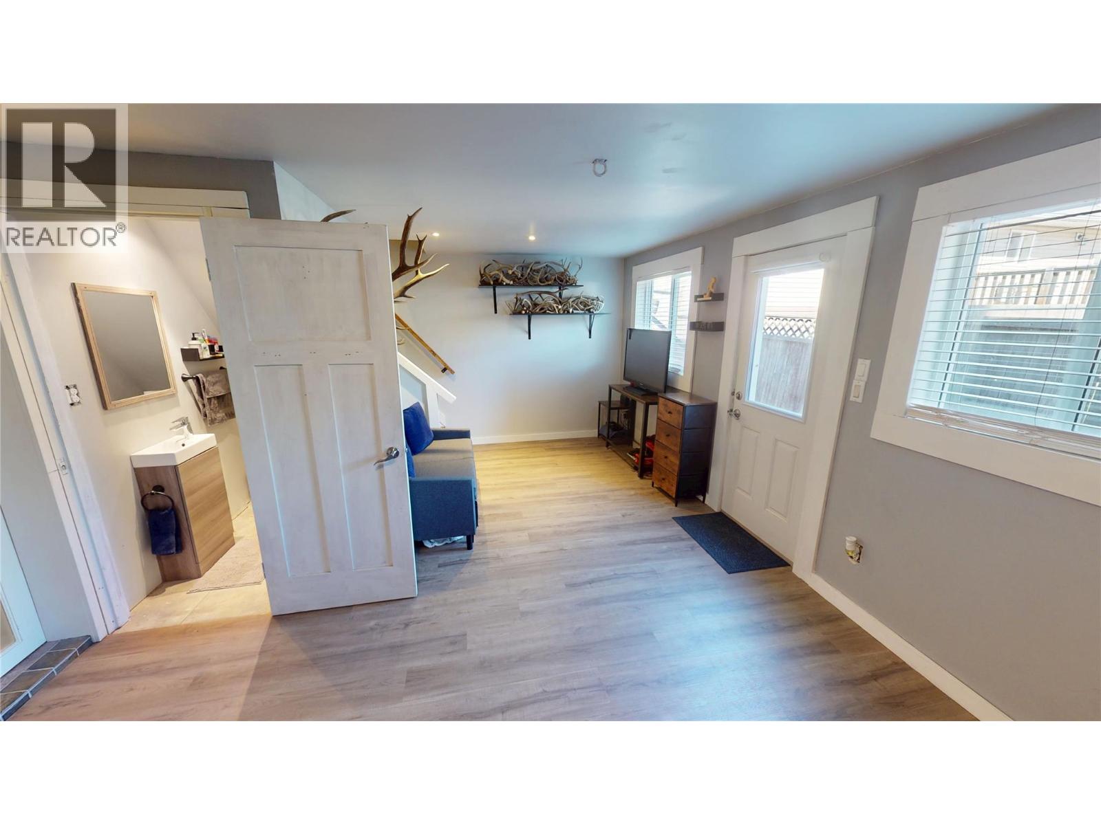 5728 Vermillion Street - 25