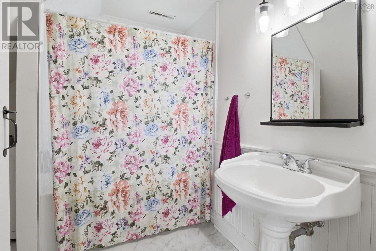 11300 Peggy's Cove Road — photo 32