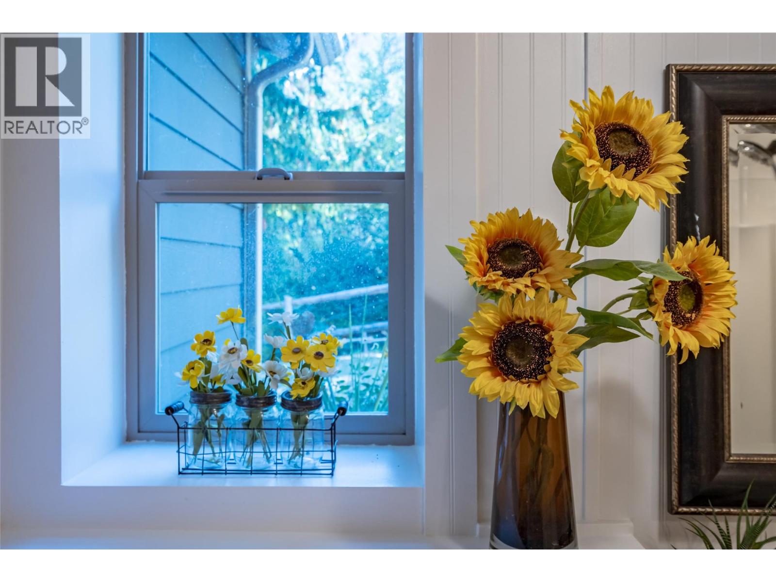 8840 Olson Road, Kaslo