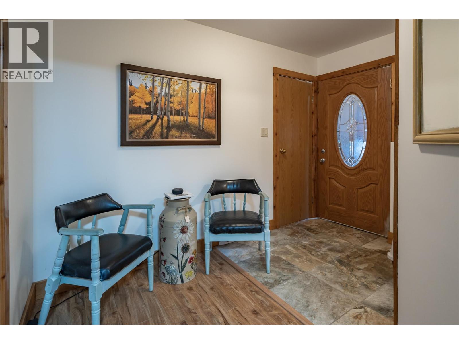 8840 Olson Road, Kaslo