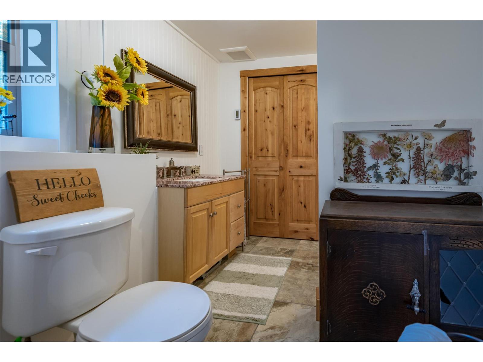 8840 Olson Road, Kaslo