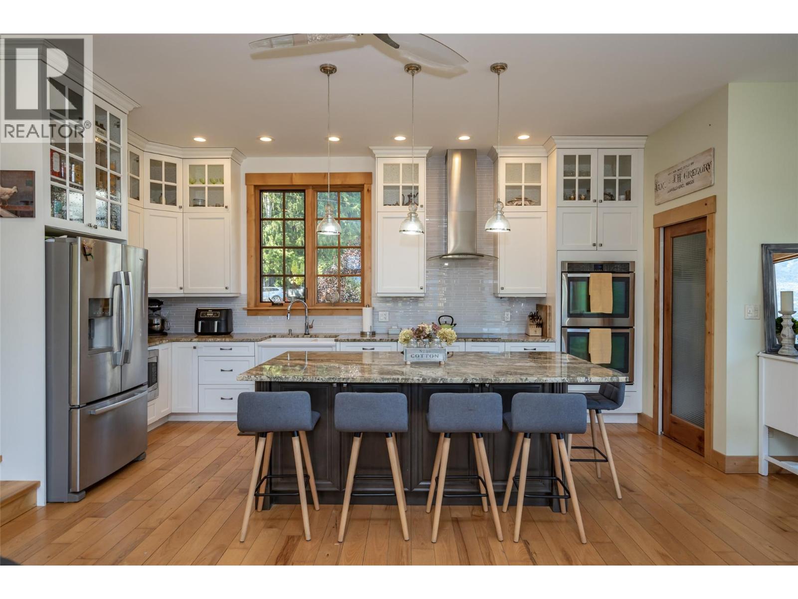 8840 Olson Road, Kaslo