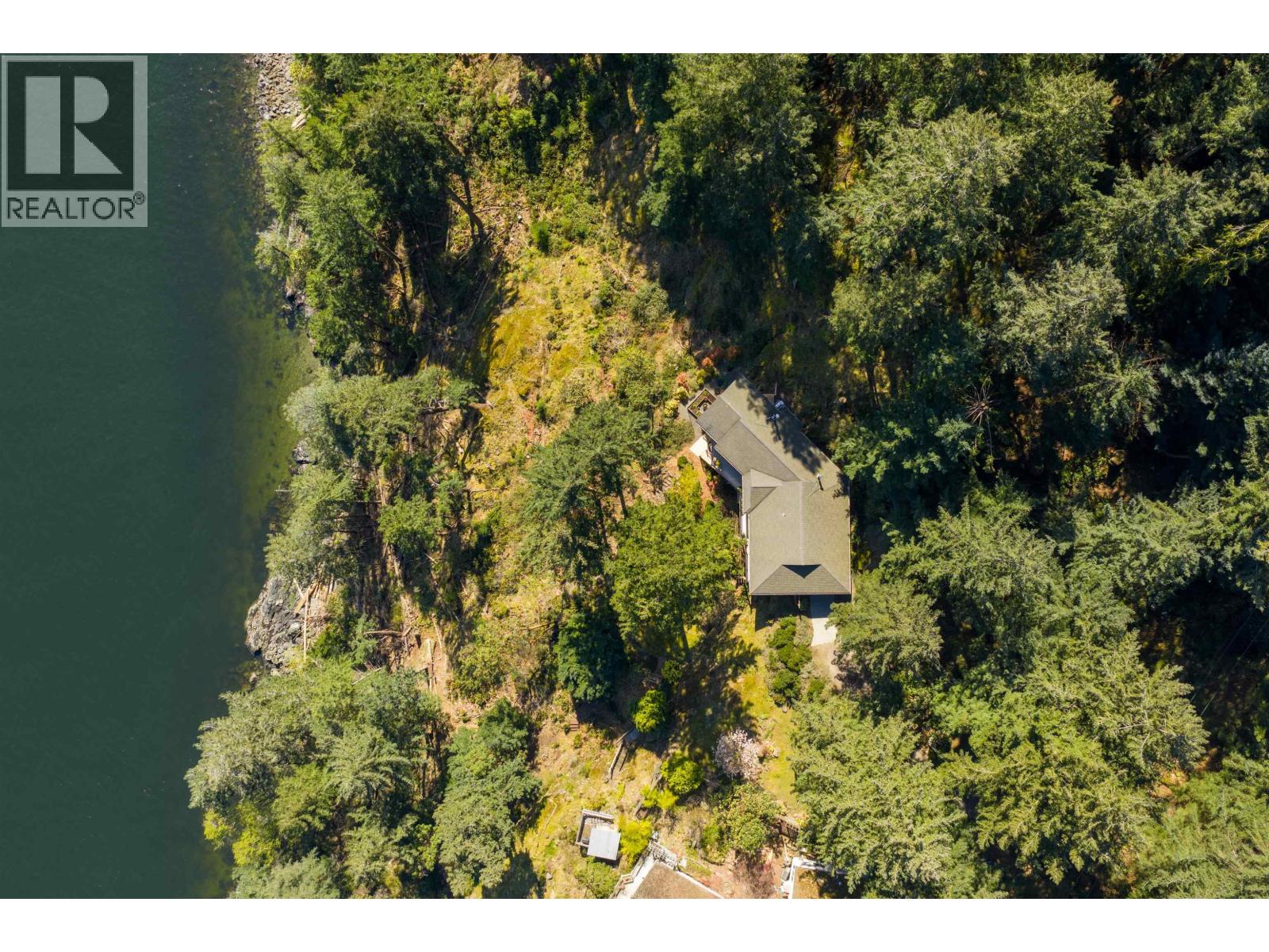 673 CLIFF ROAD, Bowen Island