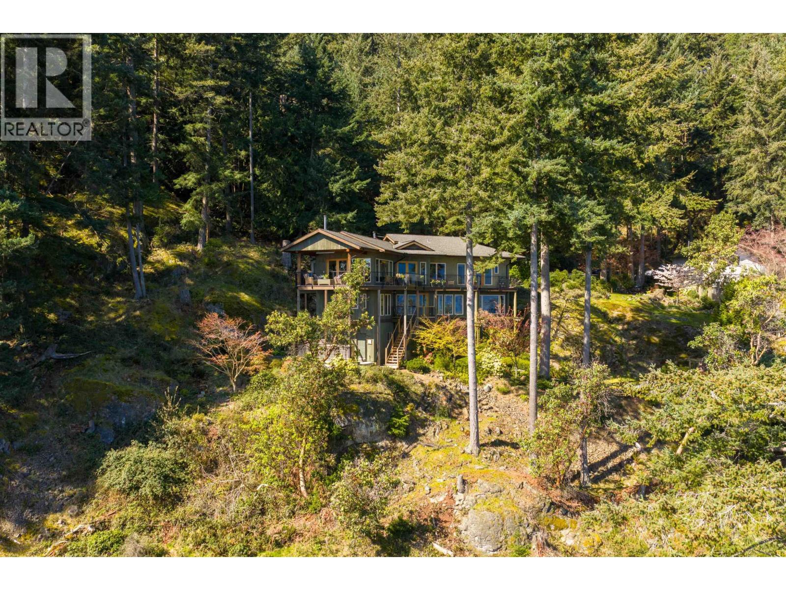 673 CLIFF ROAD, Bowen Island