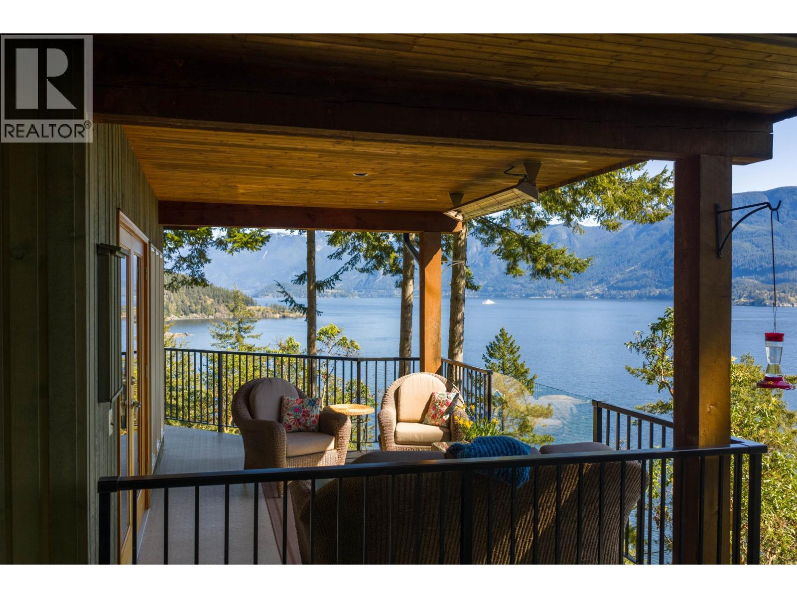 673 CLIFF ROAD, Bowen Island