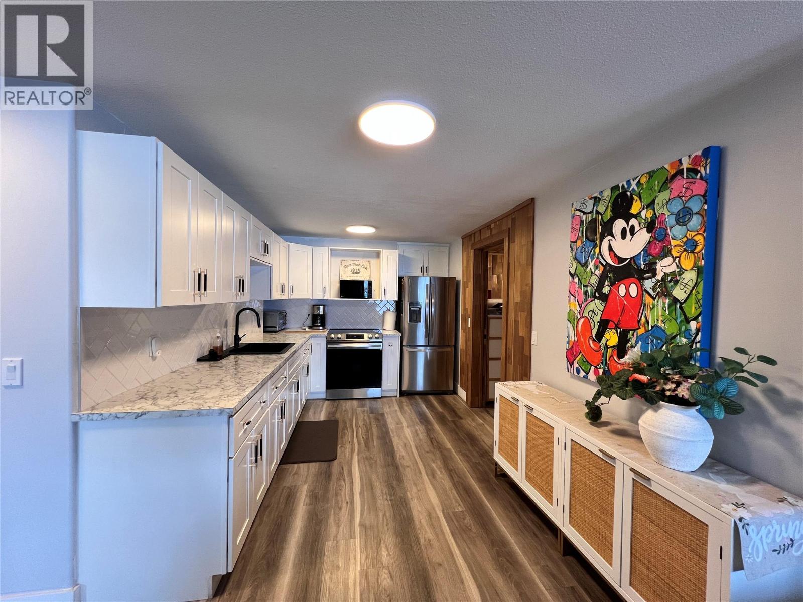 4480 Ponderosa Drive, Peachland