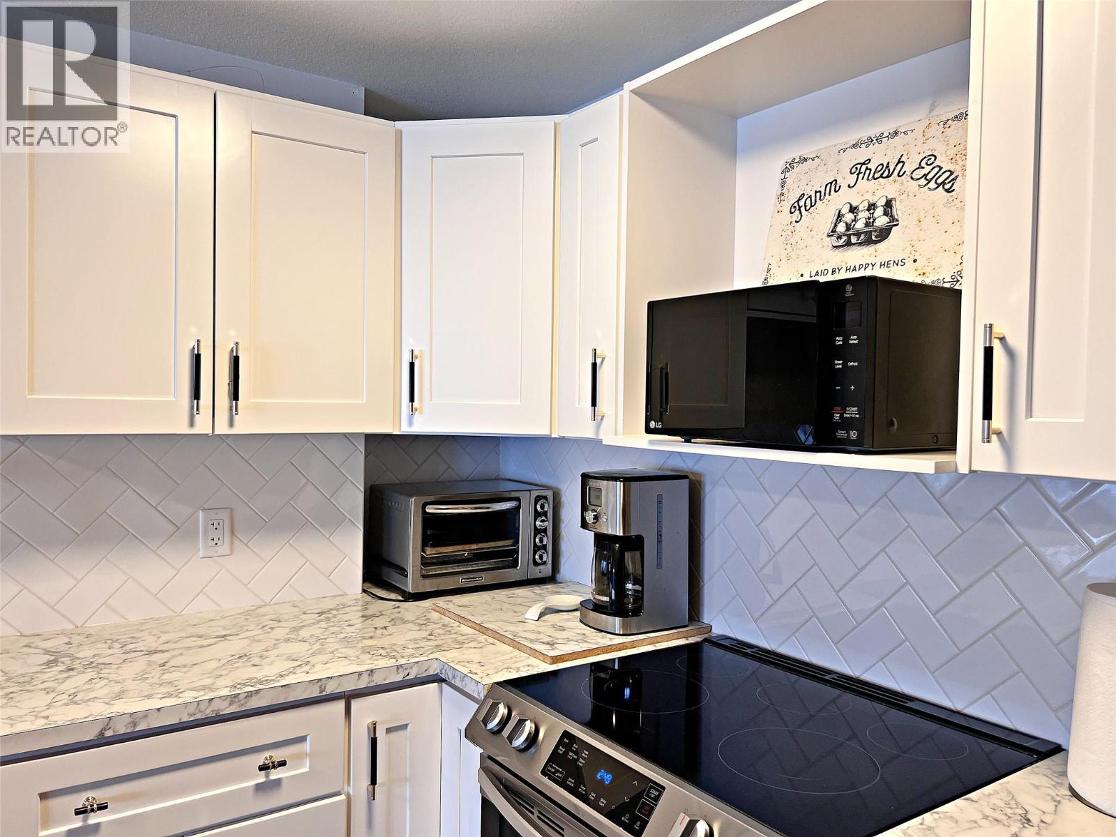 4480 Ponderosa Drive, Peachland