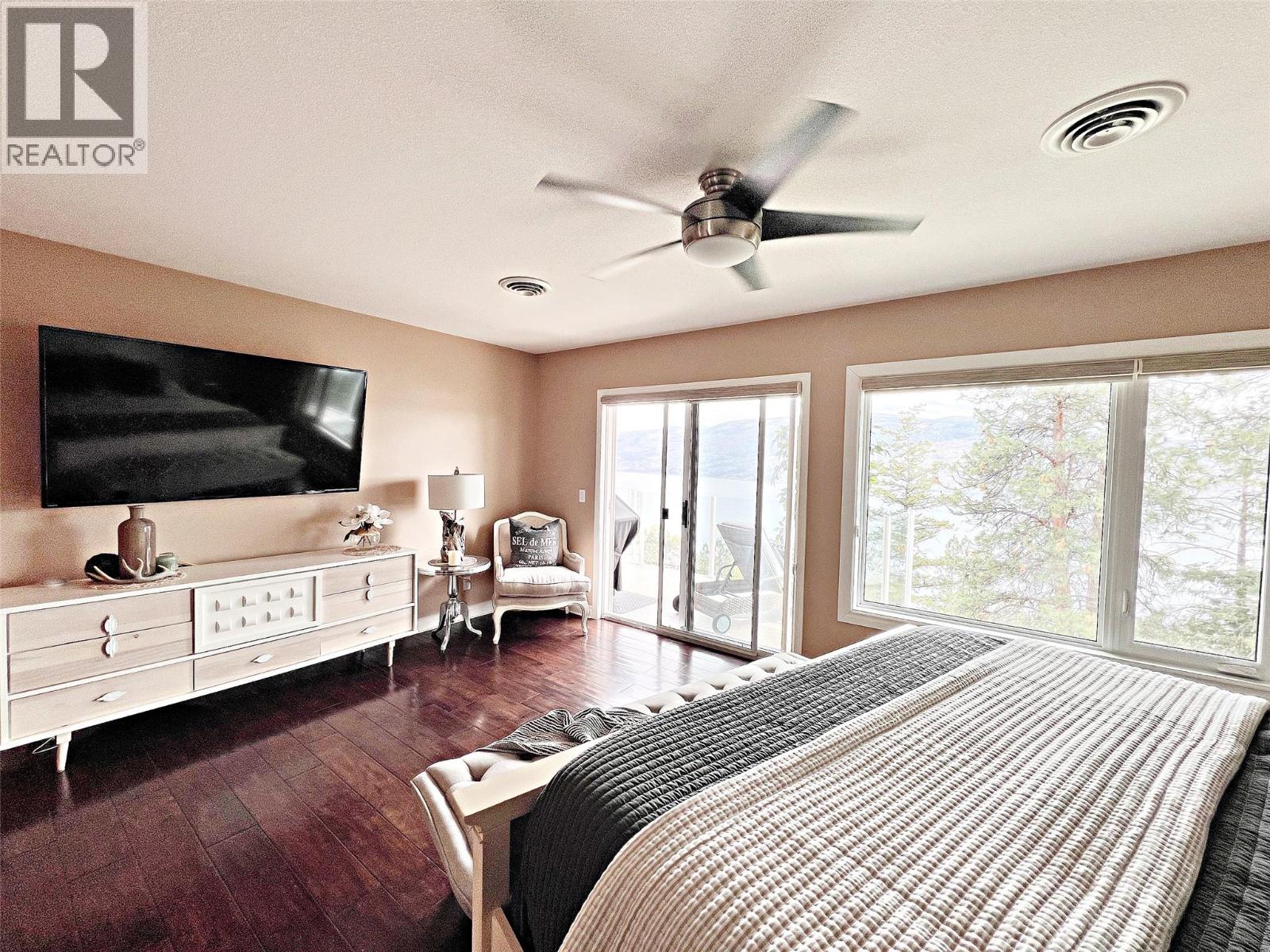 4480 Ponderosa Drive, Peachland