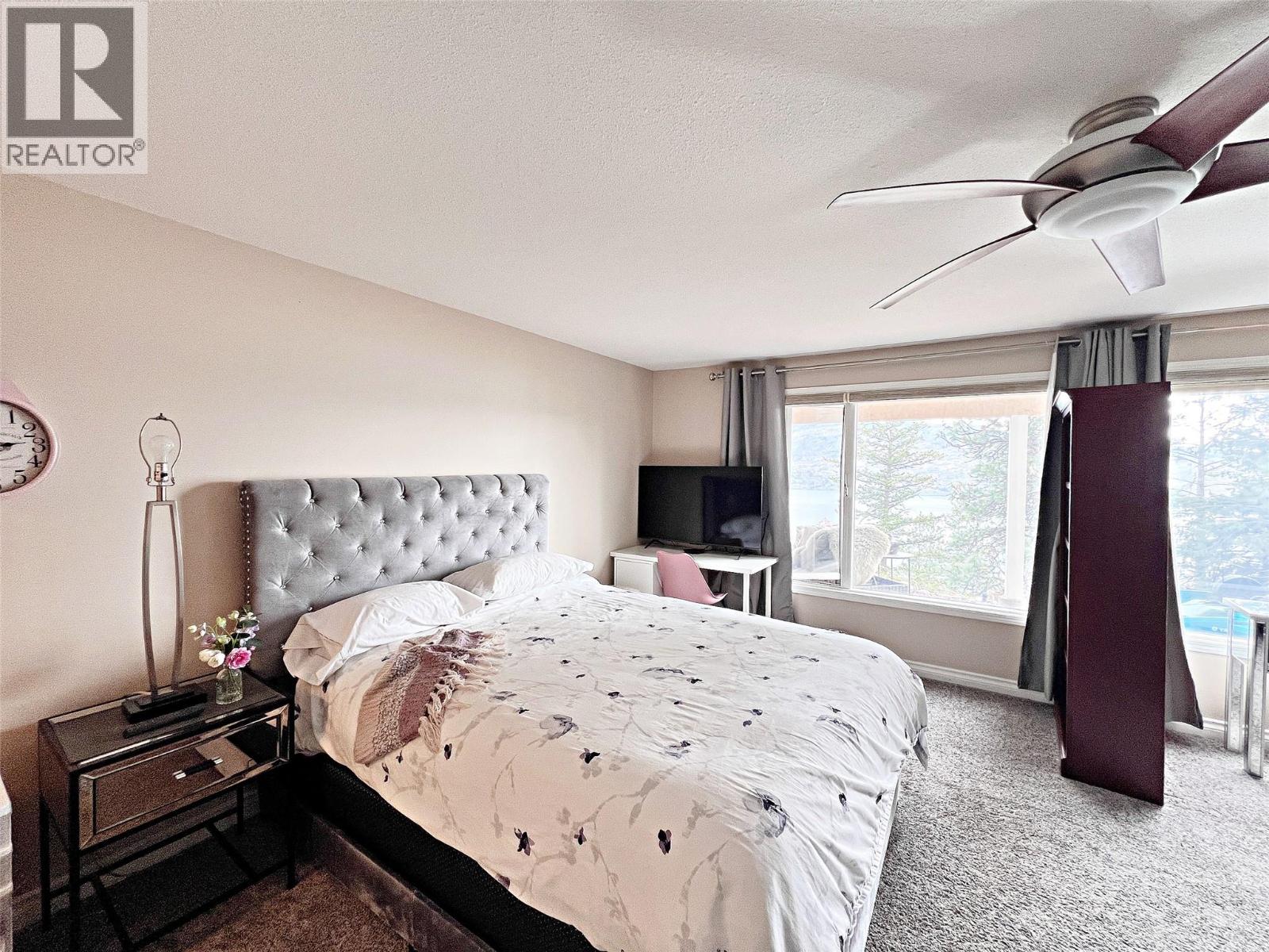 4480 Ponderosa Drive, Peachland