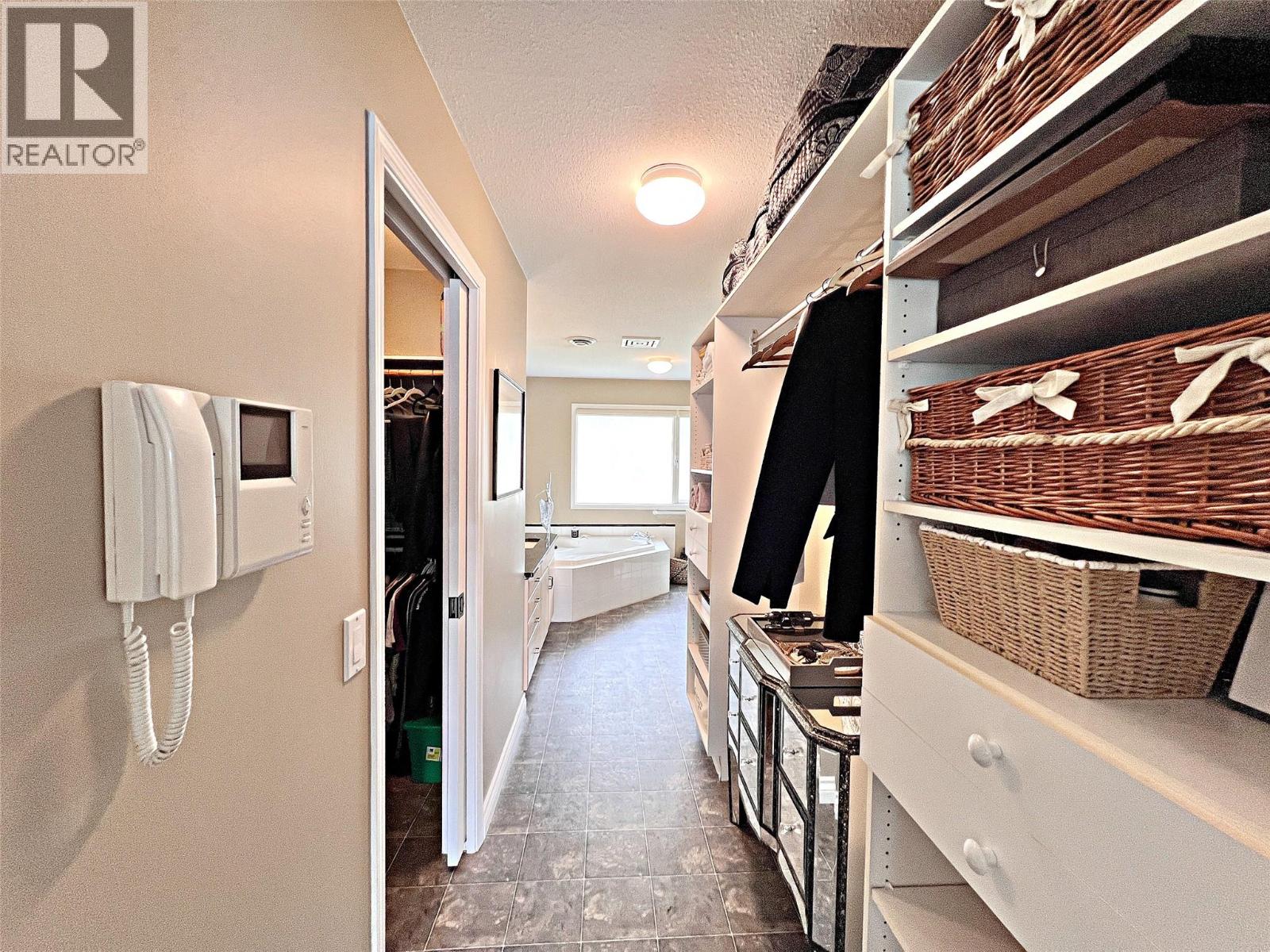 4480 Ponderosa Drive, Peachland