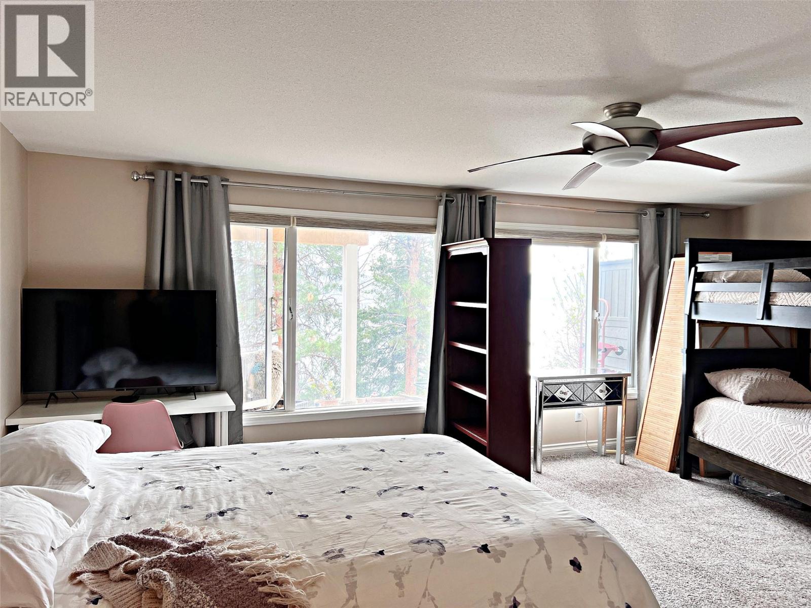 4480 Ponderosa Drive, Peachland