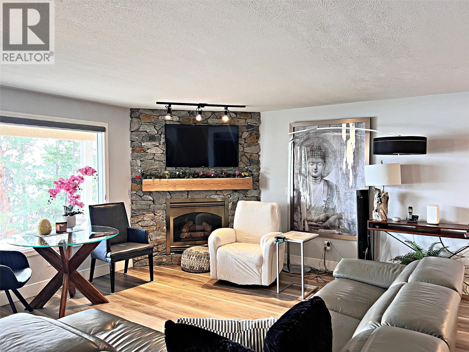 4480 Ponderosa Drive, Peachland