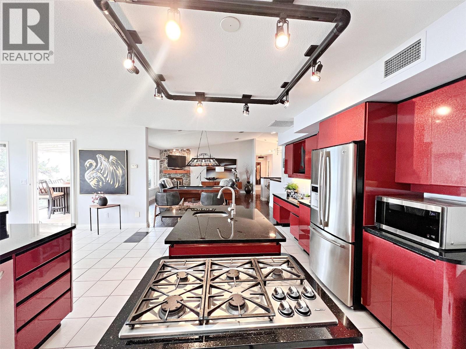 4480 Ponderosa Drive, Peachland