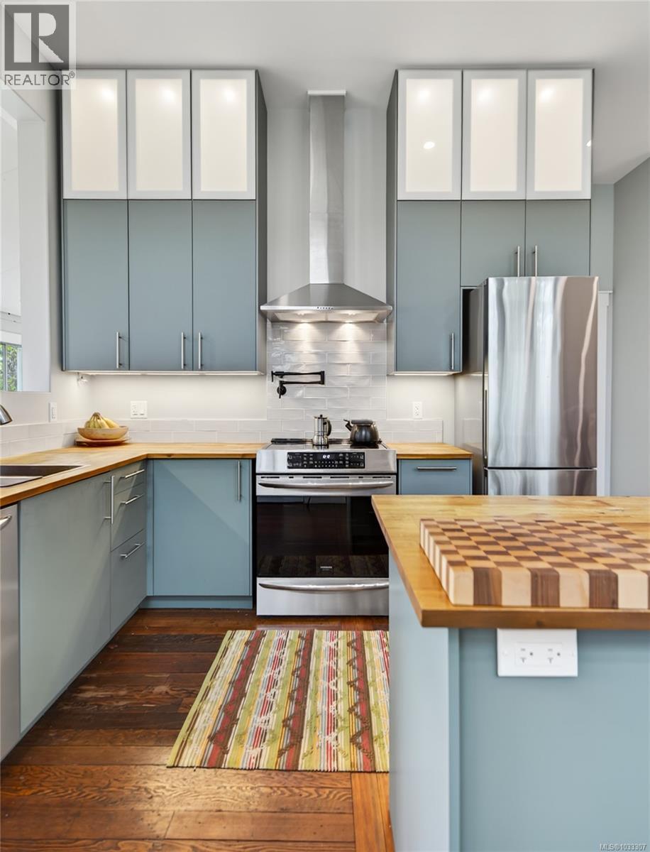 2738 Derwent Ave - 29