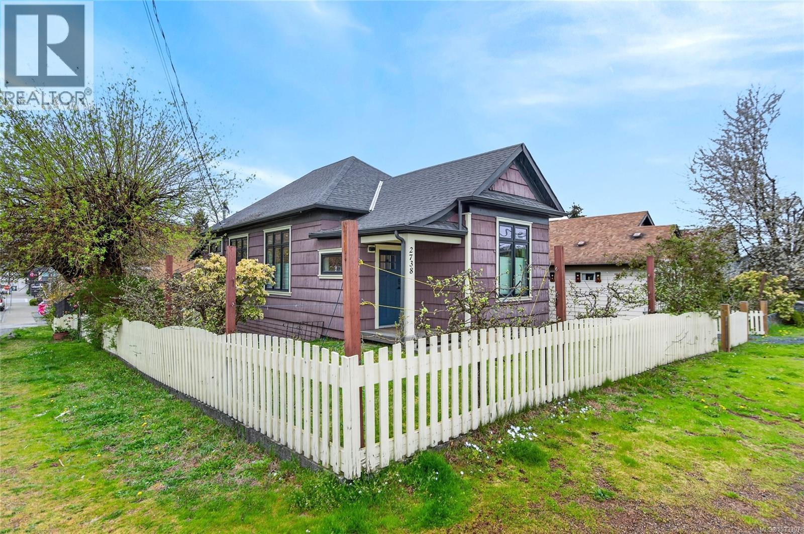 2738 Derwent Ave - 4