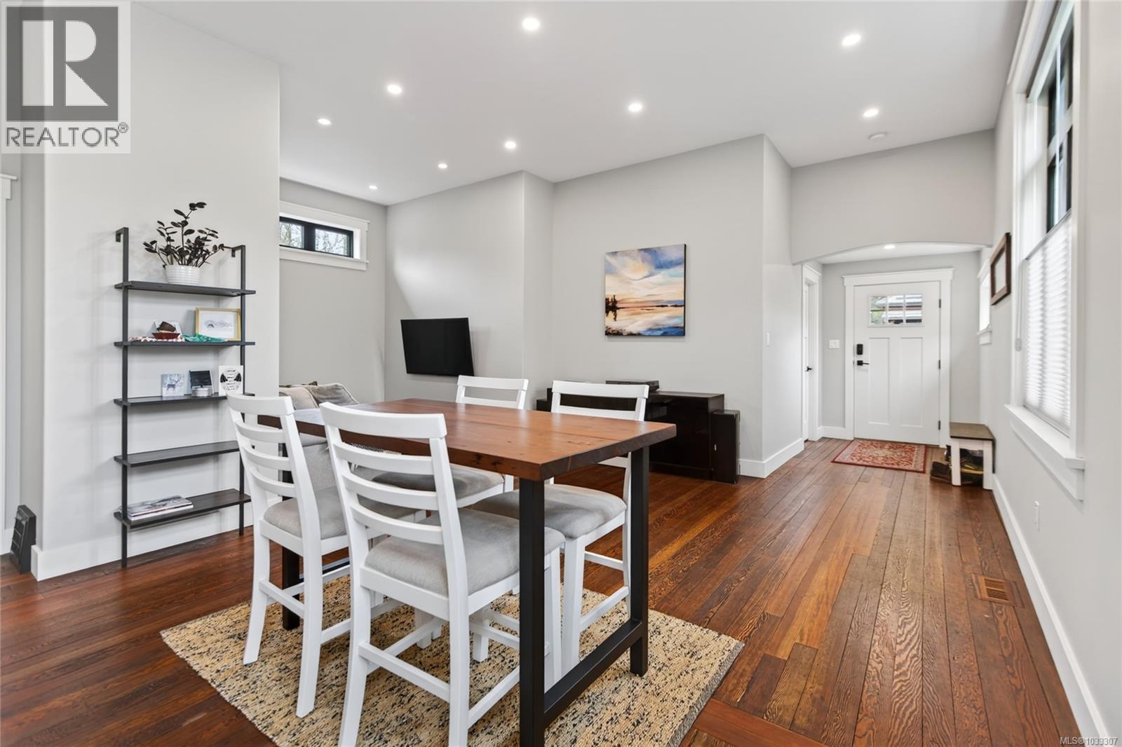 2738 Derwent Ave - 11