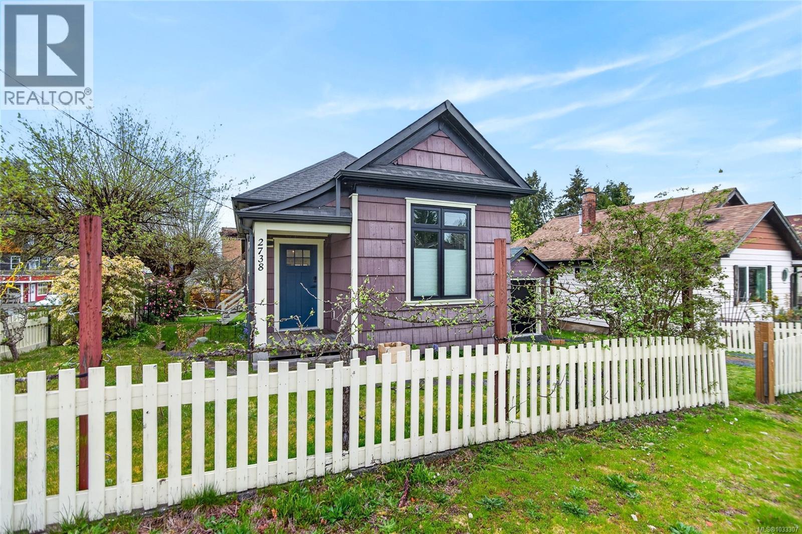 2738 Derwent Ave - 56