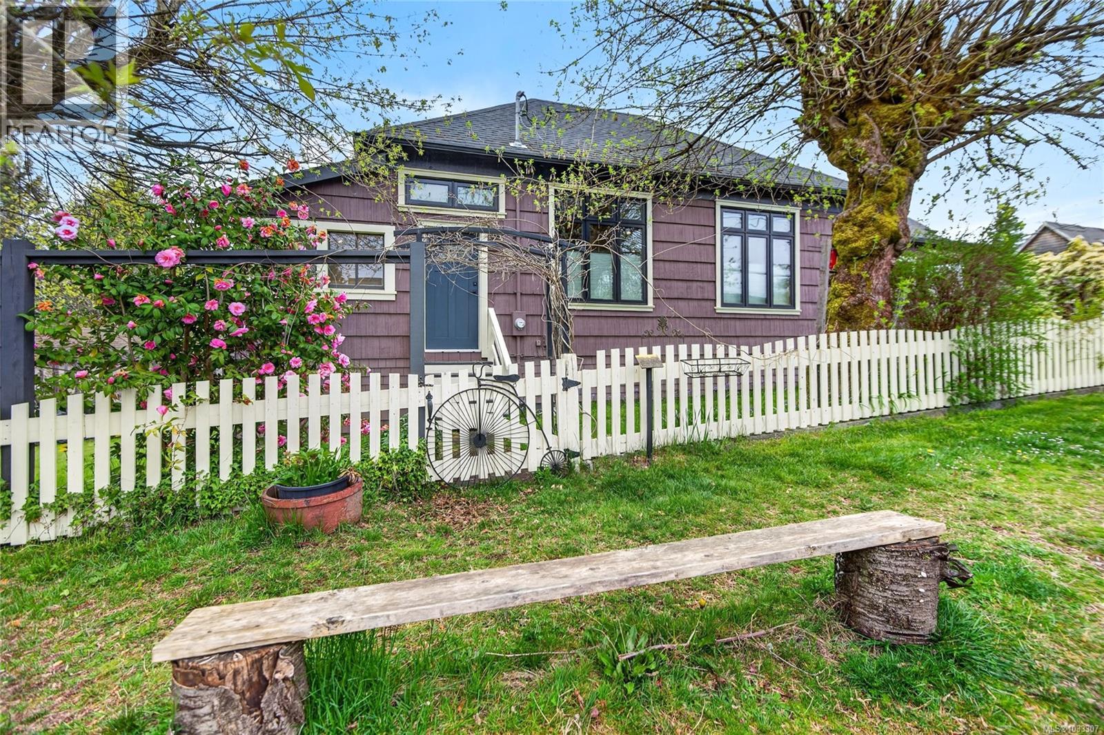 2738 Derwent Ave - 58