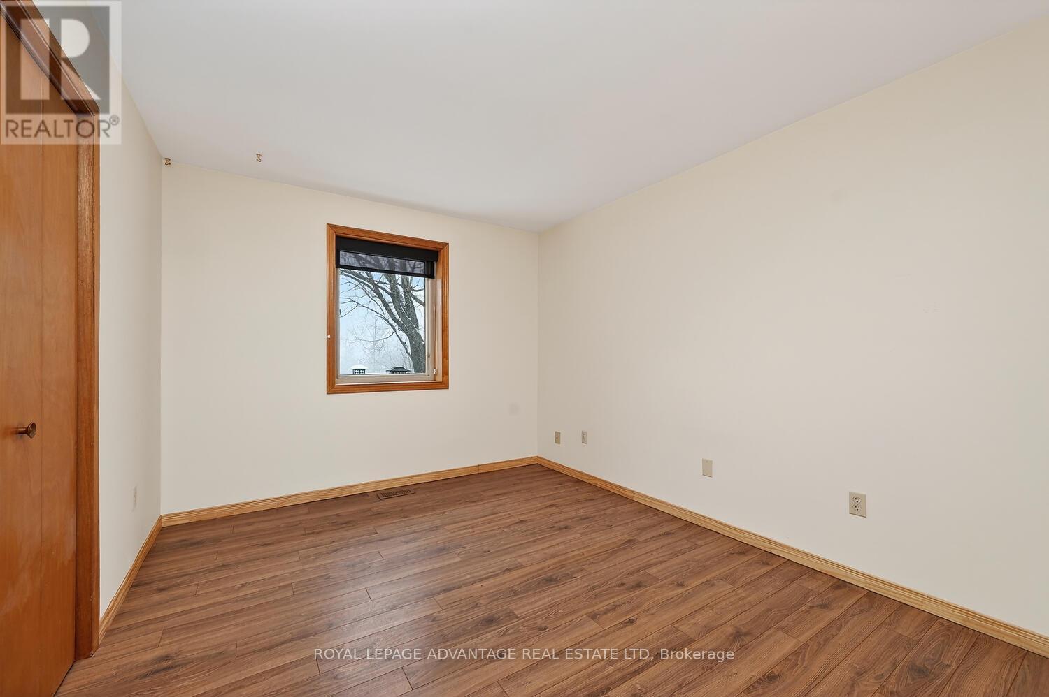 83 BROADVIEW AVENUE W — photo 11
