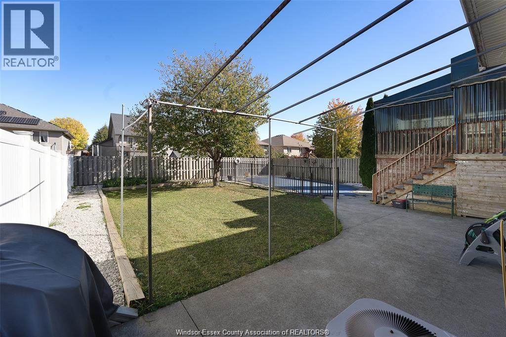 1454 CLOVER AVENUE — photo 25