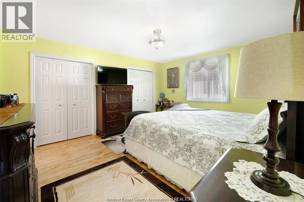 1454 CLOVER AVENUE — photo 9