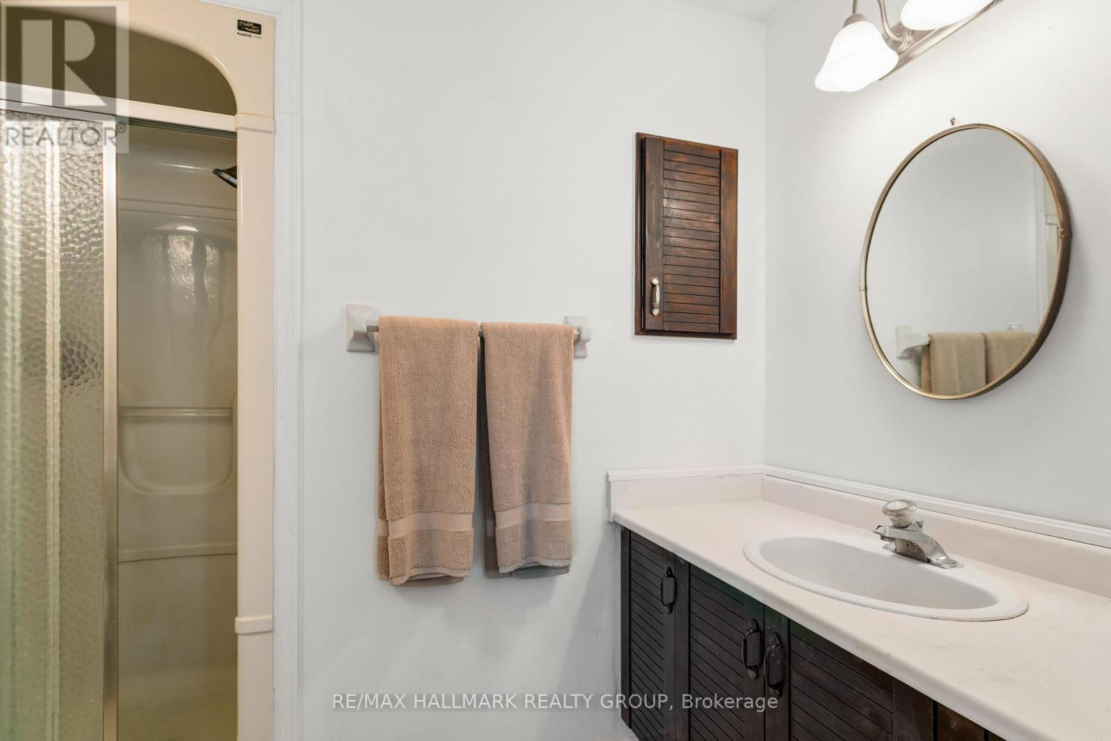 A - 176 SHERWAY DRIVE — photo 28