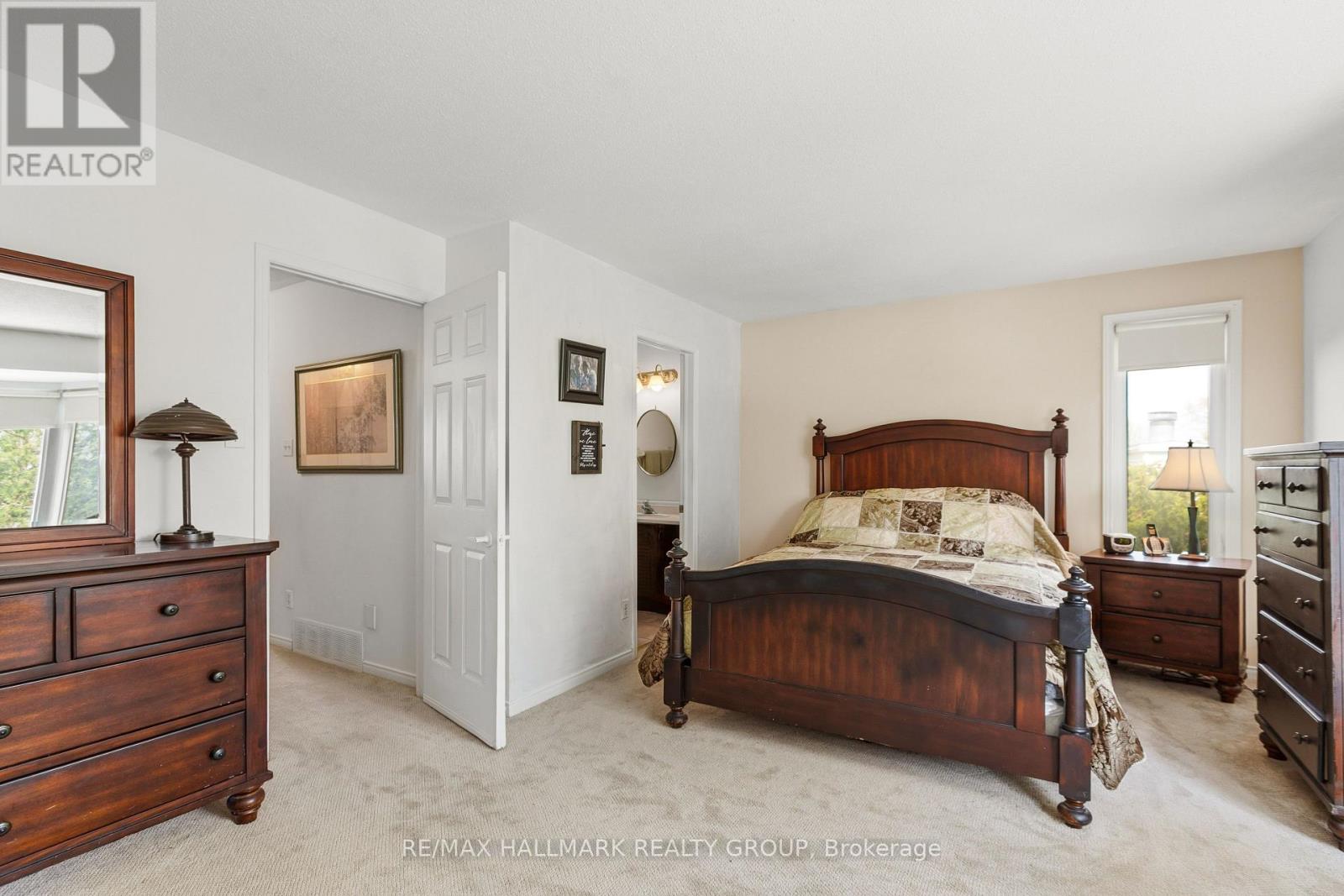 A - 176 SHERWAY DRIVE — photo 25