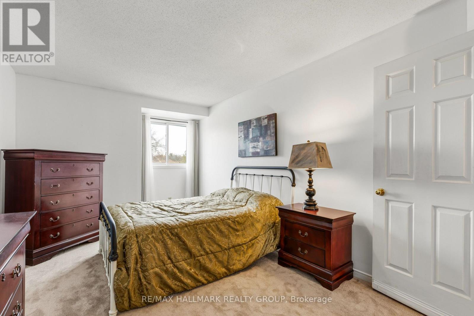 A - 176 SHERWAY DRIVE — photo 31