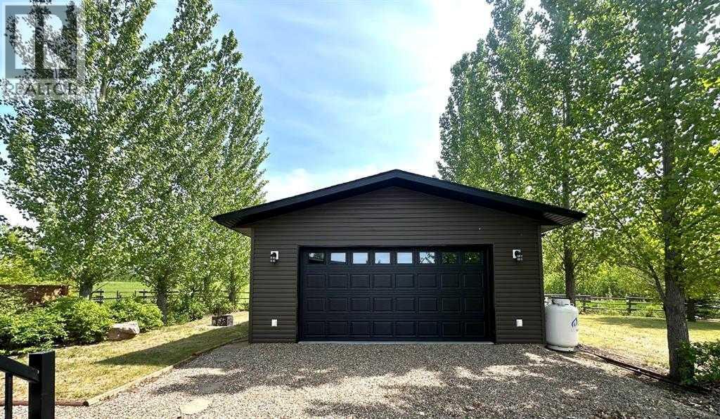 1221 OAK AVENUE - 10