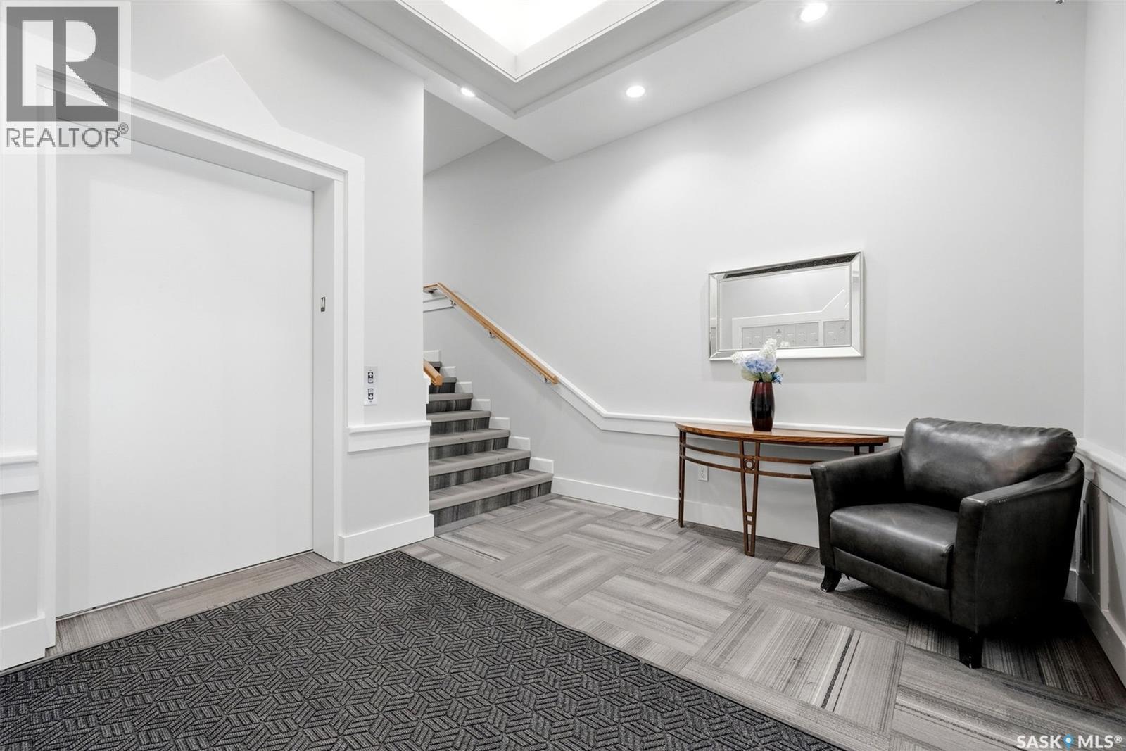 209 2244 Smith STREET - photo 4